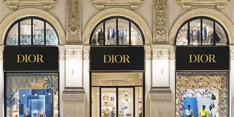 negozio dior napoli|Rivenditori Dior a Napoli .